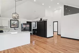 404 Frederick Ave, Bellwood, IL 60104 - Photo 10