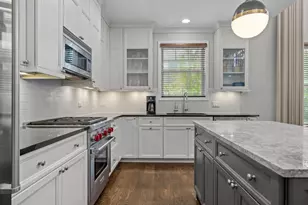 828 Chestnut St, Deerfield, IL 60015 - Photo 8