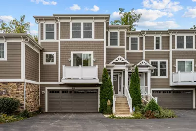 828 Chestnut Street, Deerfield, IL 60015 - Photo 1