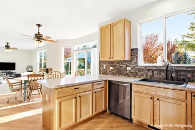 2441 Haydn Street, Woodstock, IL 60098 - Photo 10