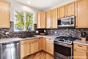 2441 Haydn St, Woodstock, IL 60098 - Photo 8