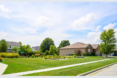 2611 Piney Run, Bloomington, IL 61705 - Photo 76