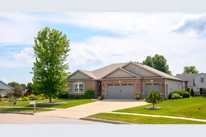 2611 Piney Run, Bloomington, IL 61705 - Photo 2