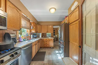 9047 S 50th Avenue, Oak Lawn, IL 60453 - Photo 6