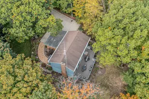 2555 Ridgefield Rd, Princeton, IL 61356 - Photo 4