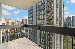 1460 N Sandburg Terrace, Chicago, IL 60610 - Photo 26