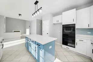 1379 W Deer Ct, Palatine, IL 60067 - Photo 12