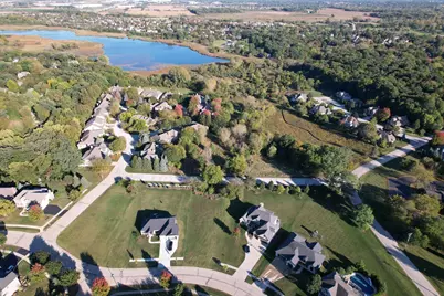 693 Greenfield Road, Sugar Grove, IL 60554 - Photo 8