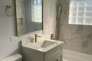 18452 Oakwood Ave, Lansing, IL 60438 - Photo 8