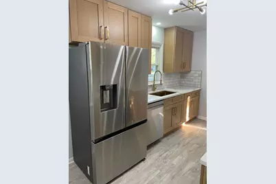 18452 Oakwood Avenue, Lansing, IL 60438 - Photo 4