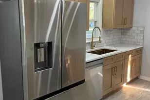 18452 Oakwood Ave, Lansing, IL 60438 - Photo 4