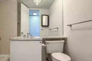 655 W Irving Park Rd, Chicago, IL 60613 - Photo 12