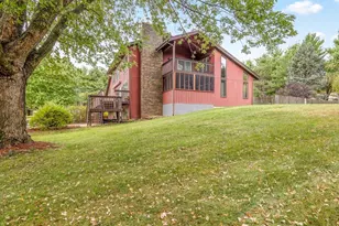 9104 E Weber Rd, Ridott, IL 61067 - Photo 74