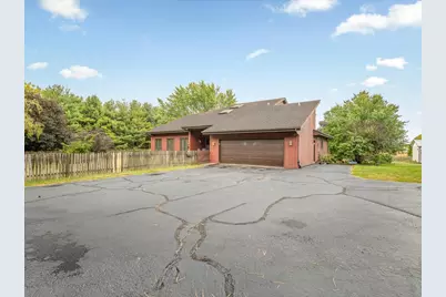 9104 E Weber Road, Ridott, IL 61067 - Photo 4