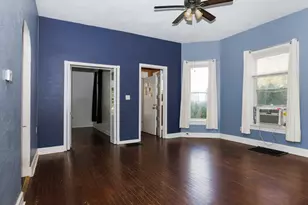 802 S Madison St, Bloomington, IL 61701 - Photo 8