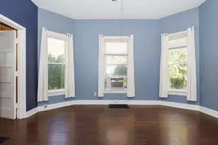 802 S Madison St, Bloomington, IL 61701 - Photo 8