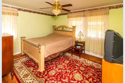 1801 N 73rd Avenue, Elmwood Park, IL 60707 - Photo 10