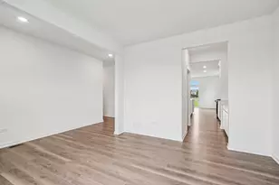 9957 Edgebrook Ln, Huntley, IL 60142 - Photo 4