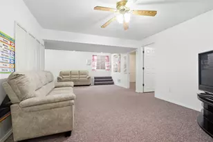 7 Melrose Ct, Bloomington, IL 61704 - Photo 22