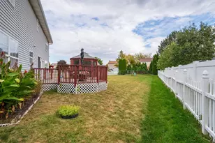 7 Melrose Ct, Bloomington, IL 61704 - Photo 28