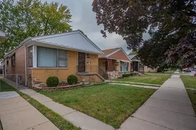 7408 S Campbell Avenue, Chicago, IL 60629 - Photo 2
