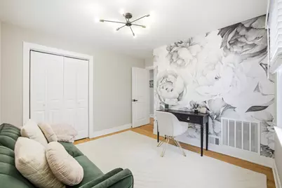 745 S Hillside Avenue, Elmhurst, IL 60126 - Photo 16