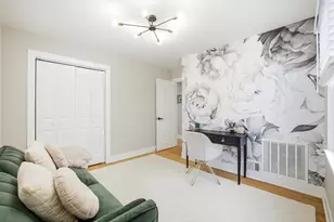 745 S Hillside Ave, Elmhurst, IL 60126 - Photo 16