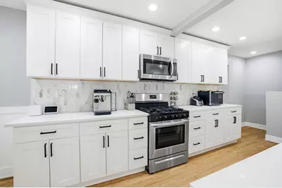 745 S Hillside Avenue, Elmhurst, IL 60126 - Photo 4