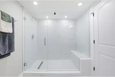 745 S Hillside Avenue, Elmhurst, IL 60126 - Photo 22