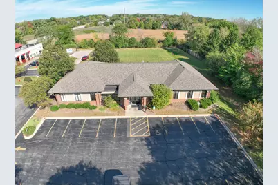 1048-1054 Norwood Lane, Bartlett, IL 60103 - Photo 2