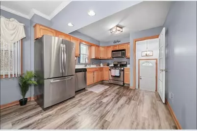 5304 S New England Avenue, Chicago, IL 60638 - Photo 4