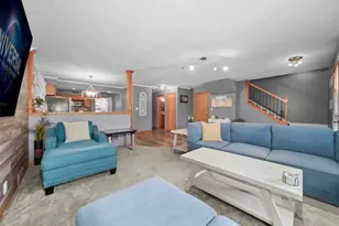 5304 S New England Ave, Chicago, IL 60638 - Photo 2