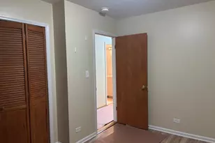 1316 Monroe St, Lake in the Hills, IL 60156 - Photo 14