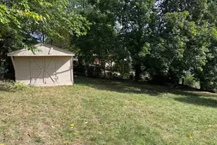 1316 Monroe St, Lake in the Hills, IL 60156 - Photo 20