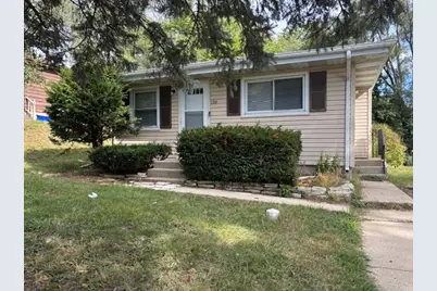 1316 Monroe Street, Lake in the Hills, IL 60156 - Photo 2