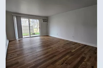 10037 S Walnut Terrace #31-111, Palos Hills, IL 60465 - Photo 4