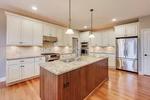 4 Daybreak Terrace, Buffalo Grove, IL 60089 - Photo 8