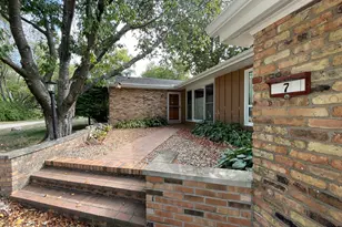 7 Mcdonald Ct, Champaign, IL 61821 - Photo 2