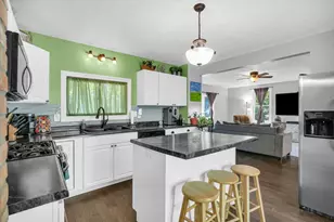 641 E Center St, Paxton, IL 60957 - Photo 12