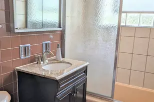 5544 N Campbell Ave, Chicago, IL 60625 - Photo 8