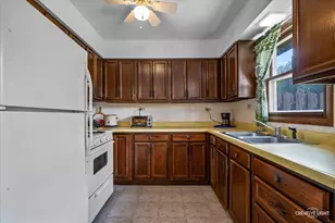 527-531 Prairie St, Hinckley, IL 60520 - Photo 16