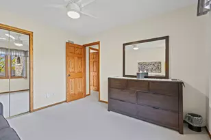 2409 E Greshan Ct, Arlington Heights, IL 60004 - Photo 22