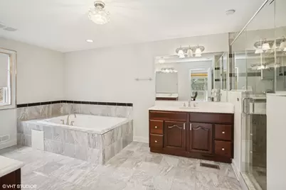 46 Hamilton Lane, Oak Brook, IL 60523 - Photo 28