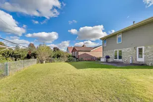 404 Tracy Terrace, Des Plaines, IL 60016 - Photo 22