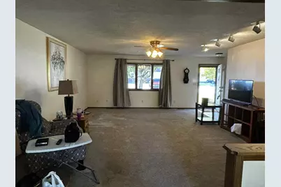 408 E Church Street, Royal, IL 61871 - Photo 16