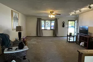 408 E Church St, Royal, IL 61871 - Photo 16