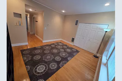 5902 W Madison Street #3, Chicago, IL 60644 - Photo 6