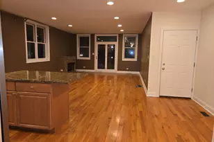 6736 S Merrill Ave, Chicago, IL 60649 - Photo 2