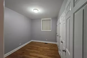 6736 S Merrill Ave, Chicago, IL 60649 - Photo 10