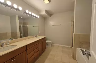 6736 S Merrill Ave, Chicago, IL 60649 - Photo 8